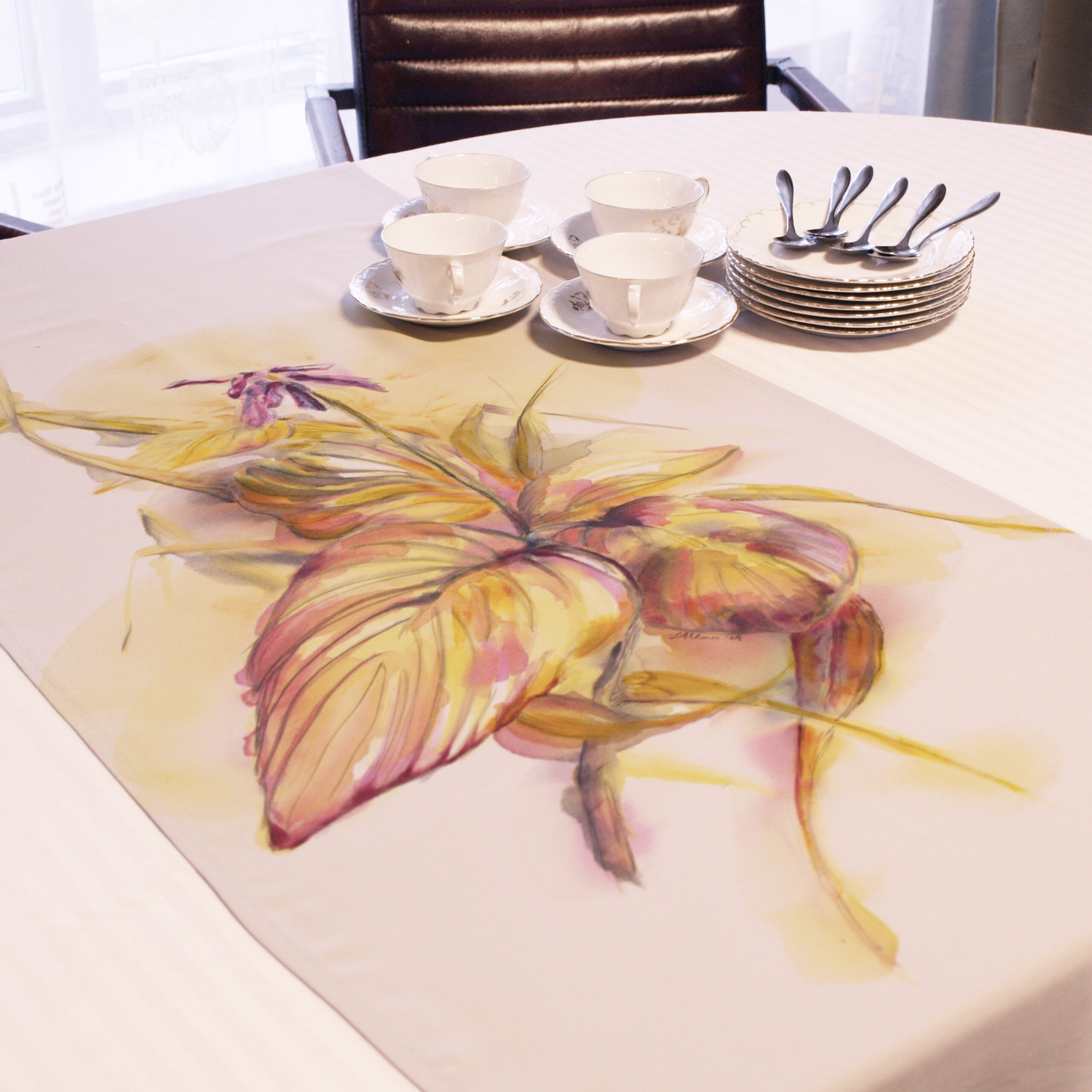 Hand-painted table cloth "Golden Hosta" (58*145 cm) - Image 2